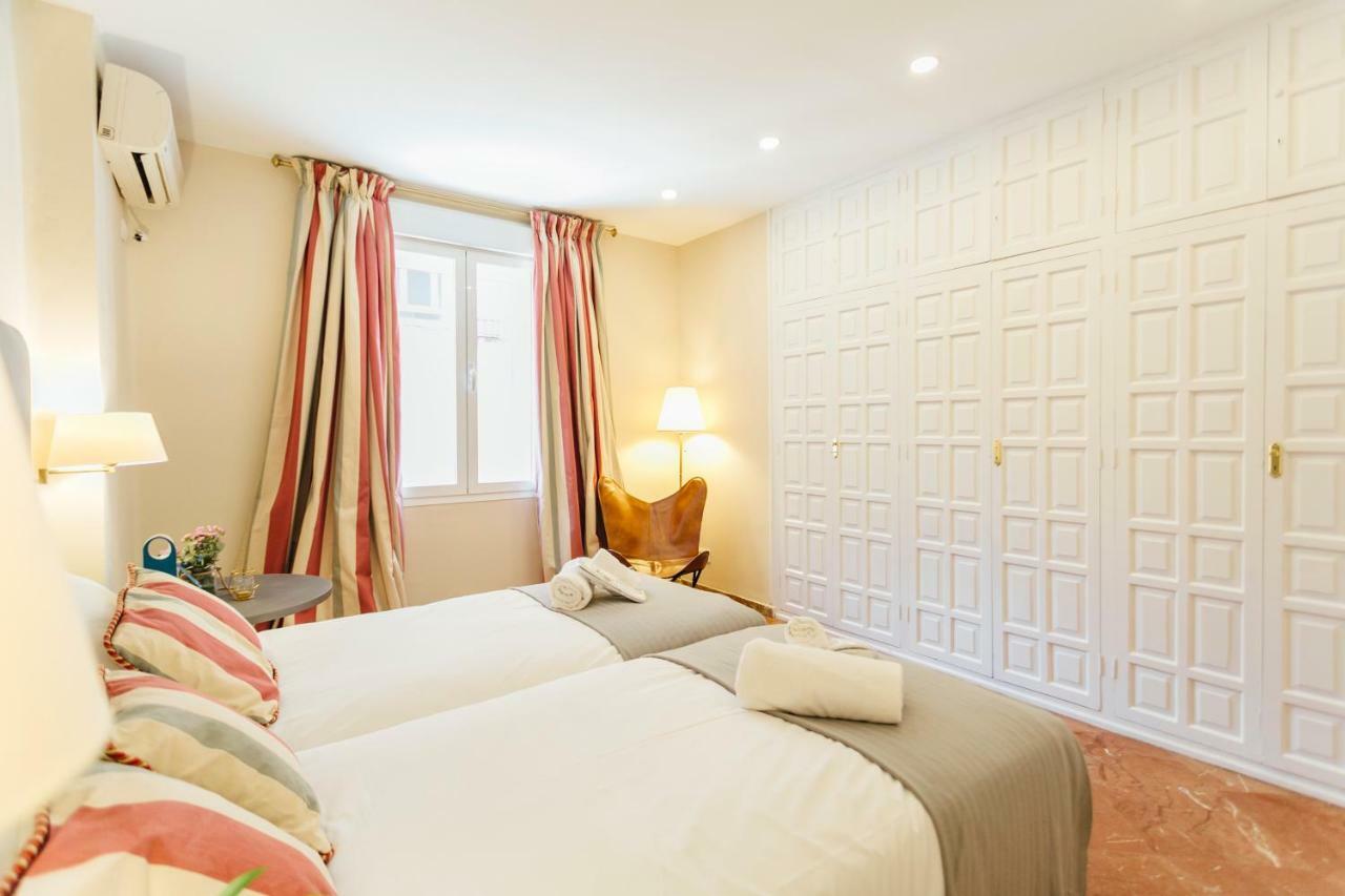 Stylish And Wide- 3Bdr 3Bth- Los Remedios Seville Ngoại thất bức ảnh